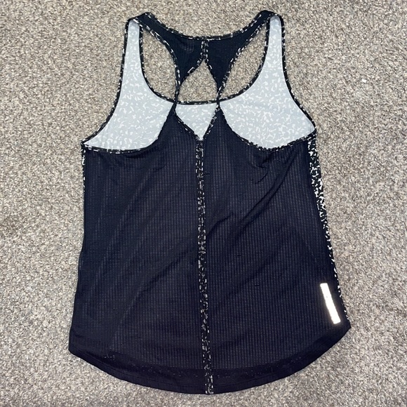 UnderArmour Black Athletic Tank Top - Picture 3 of 4